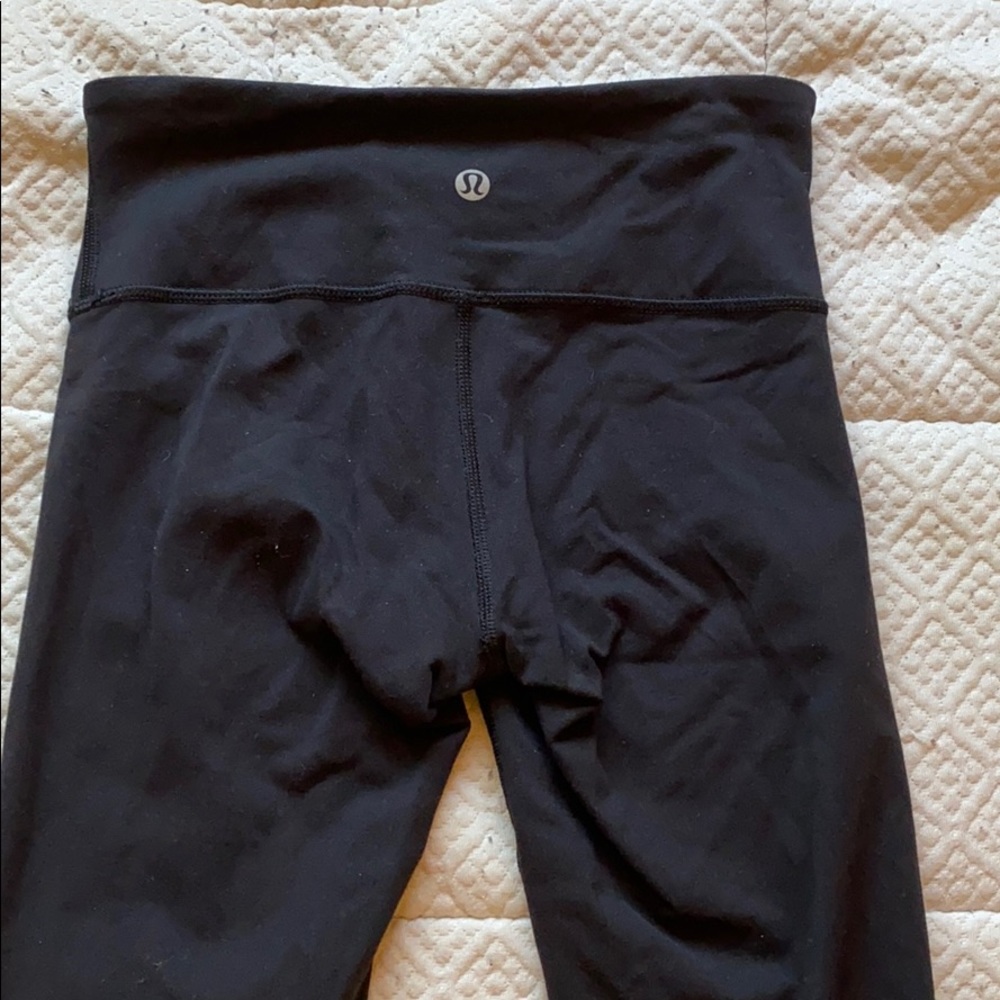 Black Lululemon leggings